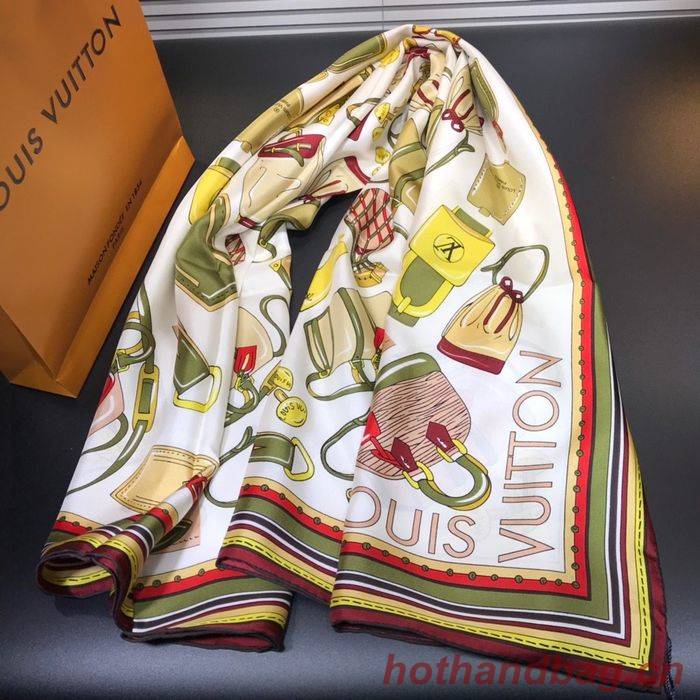 Louis Vuitton Scarf LVS00178